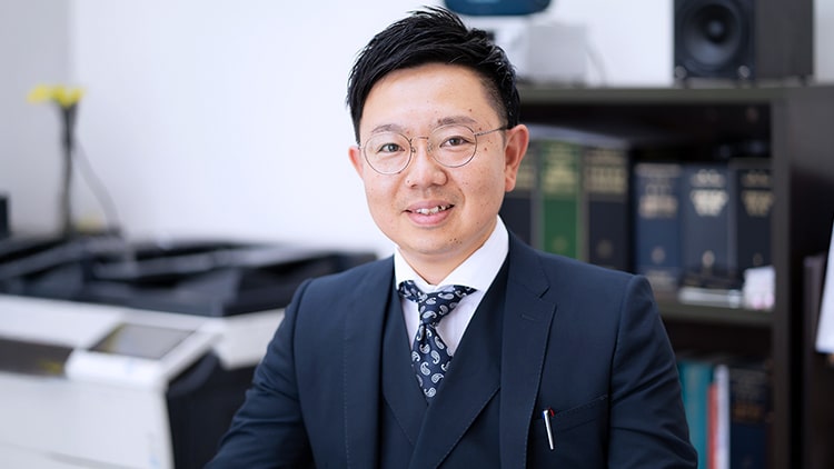 住吉寿夫司法書士・行政書士事務所_先生の人柄_サムネイル