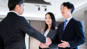 相続の遺産分割調停に欠席してもいいの？欠席するデメリットと対応方法_サムネイル