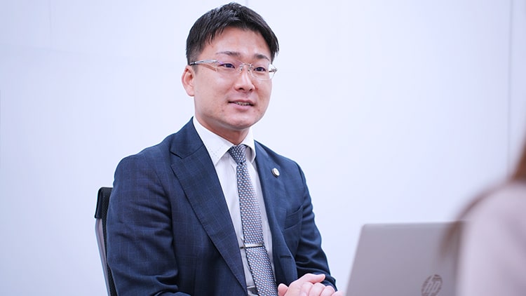 弁護士法人リーガルプラス 東京法律事務所（弁護士　神津 竜平）_先生の人柄_サムネイル